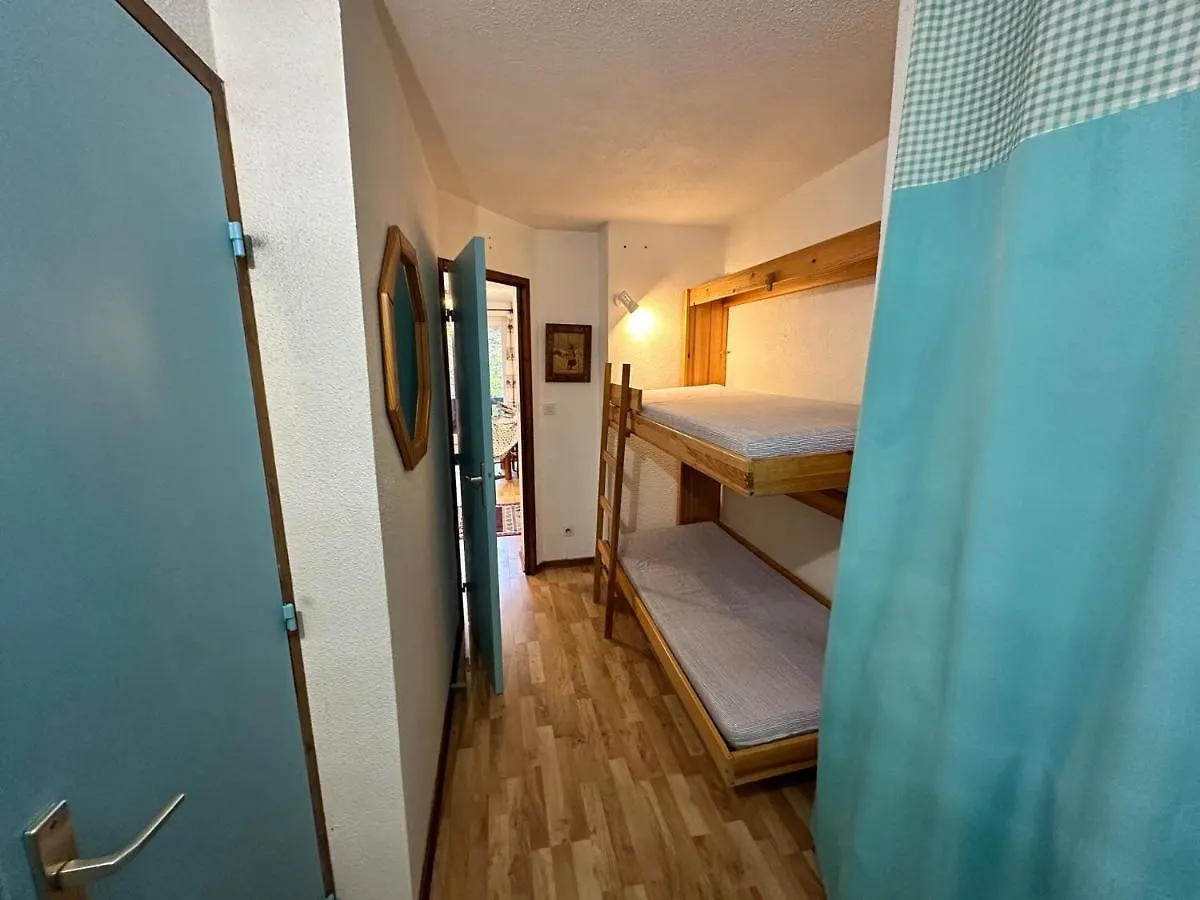 Appartement 2 Pieces Avec Jardin Et Balcon A Villard-De-Lans, Proche Centre Et Navettes - Fr-1-515-196 France